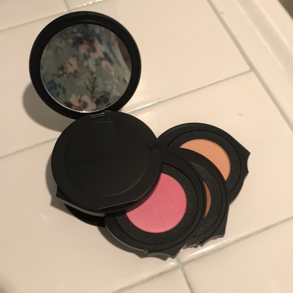 1 left!!! FULL STREAM Makeup Kaleidoscope 💄💄 - Picture 2 of 8